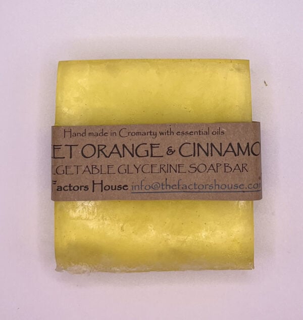 Orane and Cinnamon Sweet Orange and Cinnamon Bark